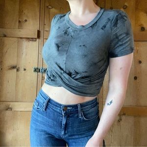 Shein • Cropped Front Twist Tie Dye Tee